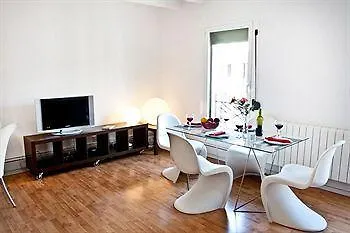 La Pedrera Apartment Barcelona Hotel